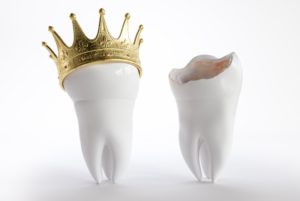 tooth with a crown 3d rendering 